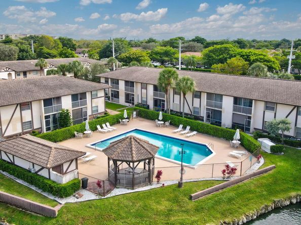 2423 NW 89th Drive 102, Coral Springs FL 33065