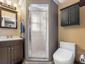 2074 NW 38th Street, Oakland Park FL 33309