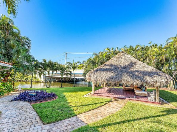 2074 NW 38th Street, Oakland Park FL 33309