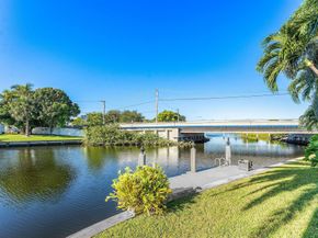 2074 NW 38th Street, Oakland Park FL 33309