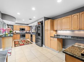 2074 NW 38th Street, Oakland Park FL 33309