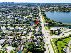 2074 NW 38th Street, Oakland Park FL 33309