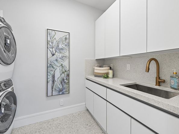 260 31st Street, West Palm Beach FL 33407