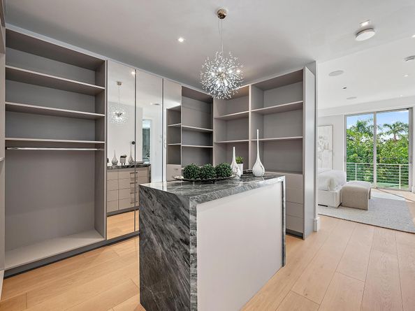 260 31st Street, West Palm Beach FL 33407