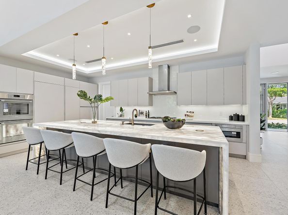 260 31st Street, West Palm Beach FL 33407