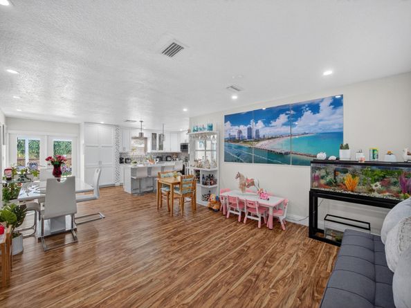 7026 Pine Tree Lane, Lake Clarke Shores FL 33406