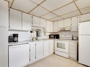 301 SE 3rd St 309, Dania Beach FL 33004