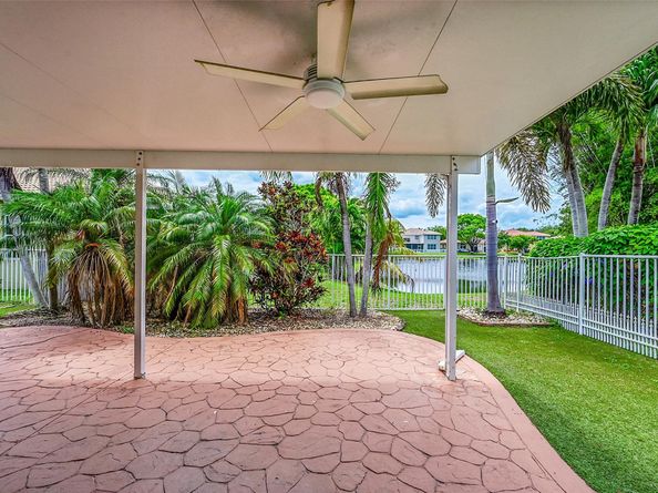 4819 NW 53rd Cir, Coconut Creek FL 33073