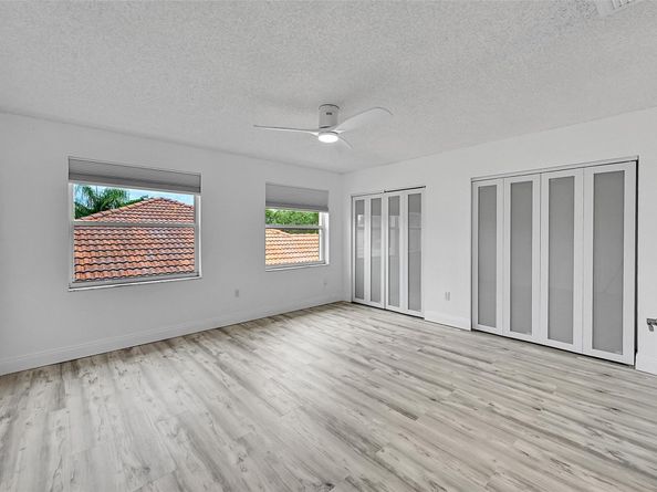 4819 NW 53rd Cir, Coconut Creek FL 33073