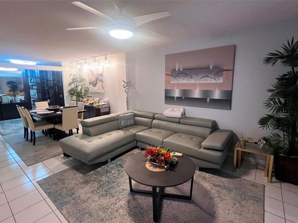 2802 N 46th Ave 321B, Hollywood FL 33021