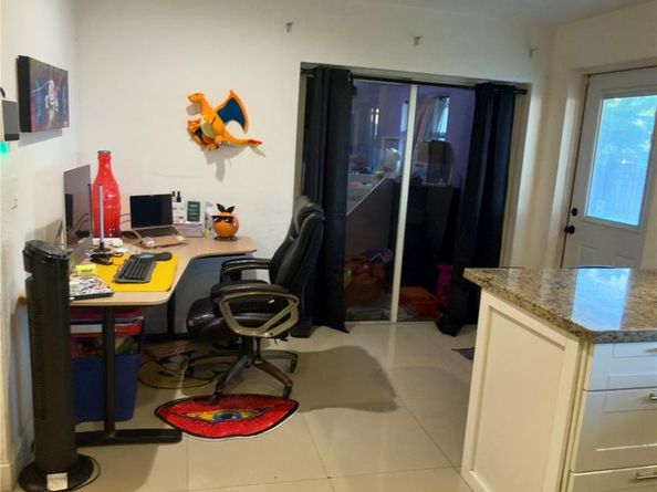 8421 NW 21st Ct, Sunrise FL 33322