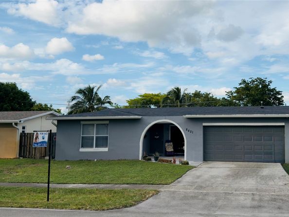 8421 NW 21st Ct, Sunrise FL 33322