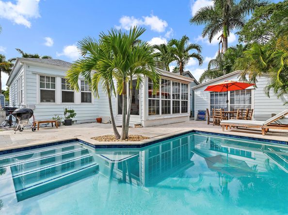 219 33rd Street, West Palm Beach FL 33407