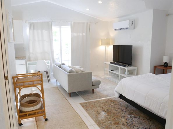 219 33rd Street, West Palm Beach FL 33407