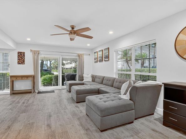 1194 Hillsboro Mile 74, Hillsboro Beach FL 33062