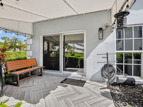 1194 Hillsboro Mile 74, Hillsboro Beach FL 33062