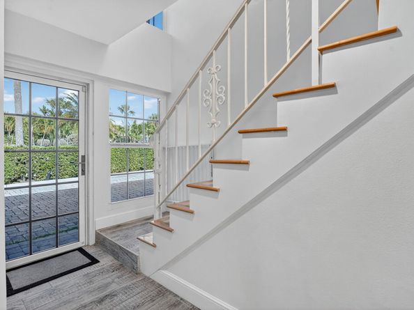 1194 Hillsboro Mile 74, Hillsboro Beach FL 33062