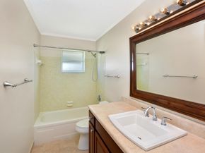 2384 SW 9th Avenue, Boynton Beach FL 33426