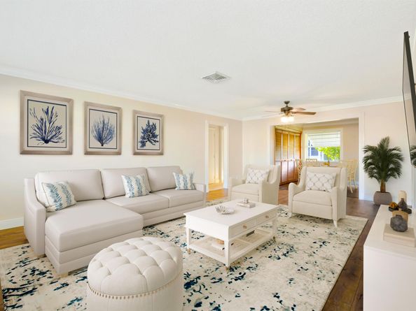 2384 SW 9th Avenue, Boynton Beach FL 33426