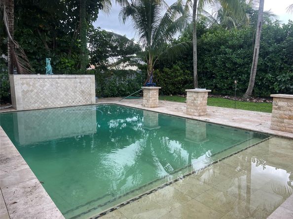 Undisclosed Address #FX-10535168, Coral Springs FL 33065