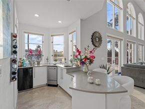 2833 NE 32nd St, Lighthouse Point FL 33064