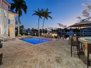 2833 NE 32nd St, Lighthouse Point FL 33064