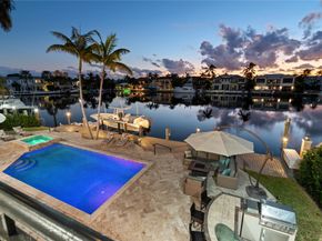 2833 NE 32nd St, Lighthouse Point FL 33064