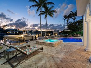 2833 NE 32nd St, Lighthouse Point FL 33064