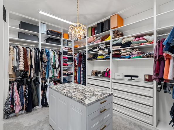 2833 NE 32nd St, Lighthouse Point FL 33064