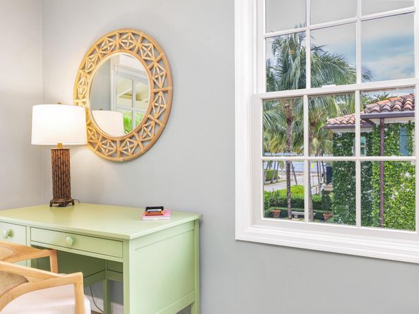 256/262 Cordova Road, West Palm Beach FL 33401