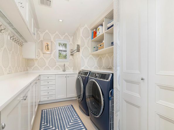 256/262 Cordova Road, West Palm Beach FL 33401