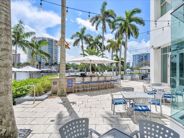 2670 E Sunrise Boulevard 409, Fort Lauderdale FL 33304