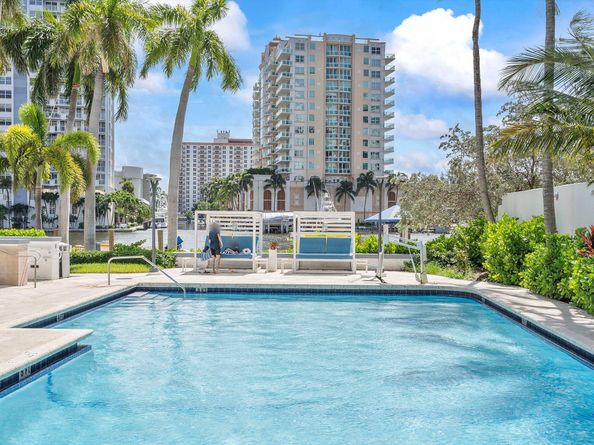 2670 E Sunrise Boulevard 409, Fort Lauderdale FL 33304