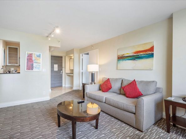 2670 E Sunrise Boulevard 409, Fort Lauderdale FL 33304