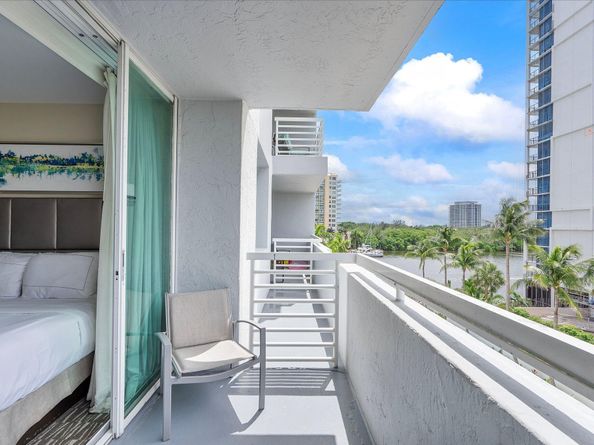 2670 E Sunrise Boulevard 409, Fort Lauderdale FL 33304