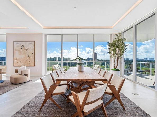 220 SE Mizner Boulevard Ph24, Boca Raton FL 33432