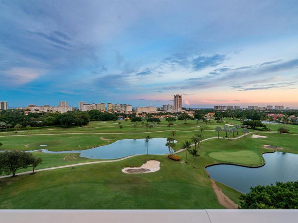 220 SE Mizner Boulevard Ph24, Boca Raton FL 33432