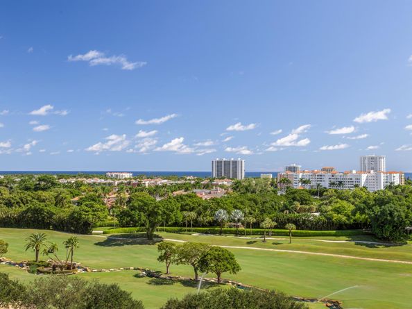 220 SE Mizner Boulevard Ph24, Boca Raton FL 33432