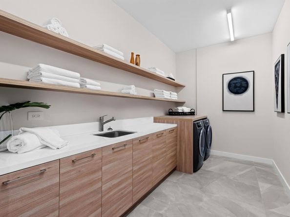 220 SE Mizner Boulevard Ph24, Boca Raton FL 33432