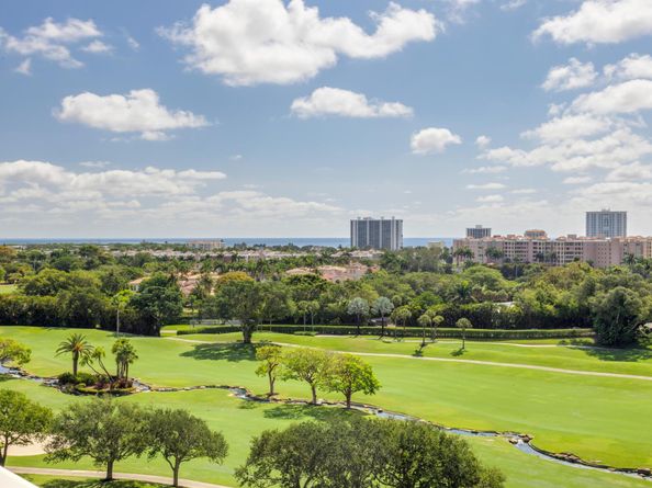 220 SE Mizner Boulevard Ph24, Boca Raton FL 33432