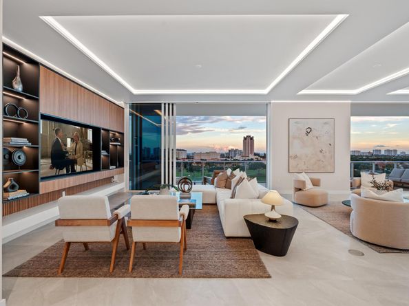 220 SE Mizner Boulevard Ph24, Boca Raton FL 33432