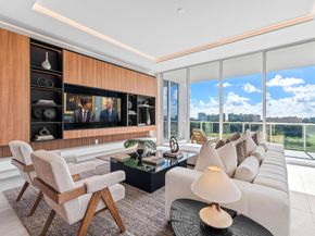 220 SE Mizner Boulevard Ph24, Boca Raton FL 33432