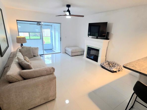 2568 Dudley Drive E G, West Palm Beach FL 33415