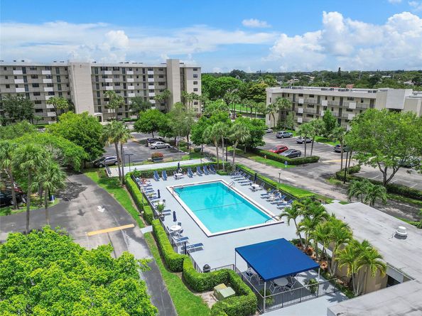 2430 Deer Creek Country Club Blvd 406, Deerfield Beach FL 33442
