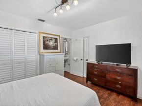 554 NW 45th Court, Oakland Park FL 33309