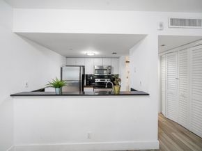 834 Ocean Drive 406, Miami Beach FL 33139