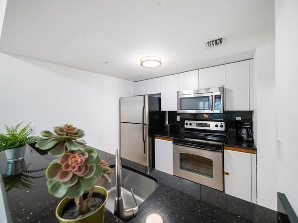834 Ocean Drive 406, Miami Beach FL 33139
