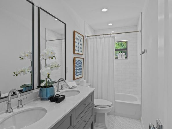 3214 Washington Road, West Palm Beach FL 33405