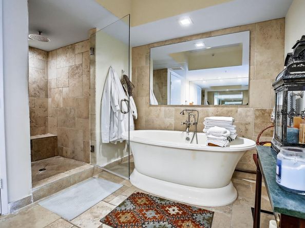 333 Las Olas Way 2303, Fort Lauderdale FL 33301