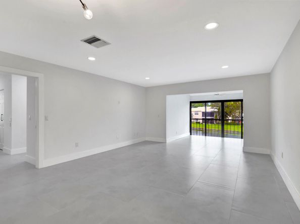 7898 Eastlake Drive 7d, Boca Raton FL 33433